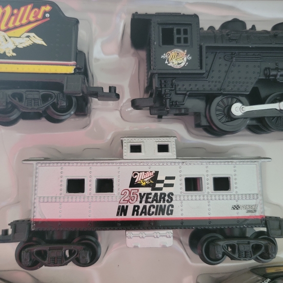 Rusty Wallace 25 years in racing, Miller 5 piece train set, in box - Picture 6 of 12